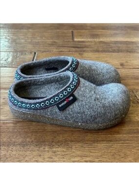 Haflinger Wool Felt Grizzly GZ Clog Slippers House Shoes Earth Tan Size 36
